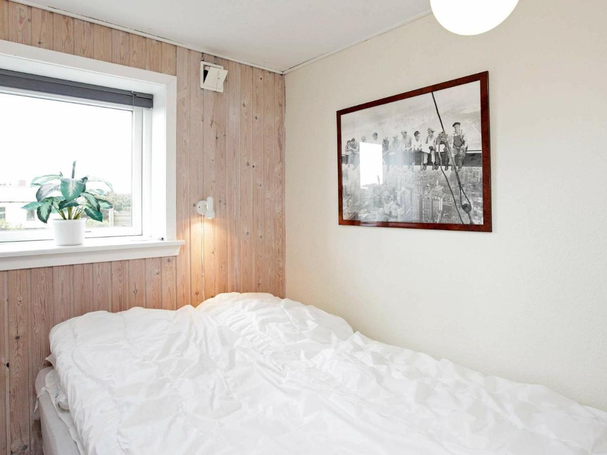 4 Person Holiday Home In Vejers Strand Eksteriør billede